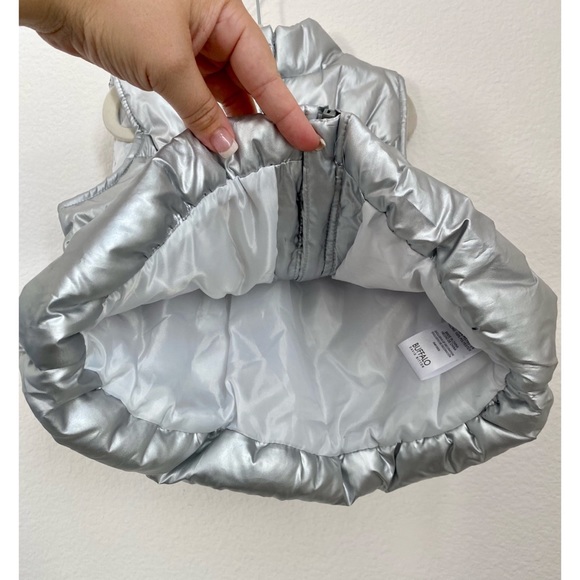 Buffalo David Bitton • Girls Metallic Silver Quilted Sleeveless Puffer Vest - Picture 7 of 12